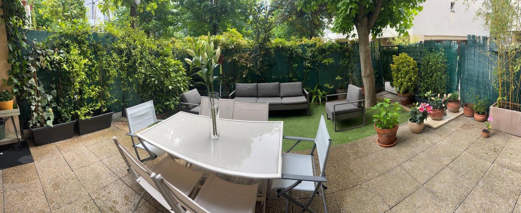 Le Jardin Du Stade By Uta House 圣但尼 外观 照片